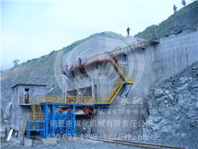 露天礦山.jpg 露天礦山.jpg