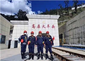 合影留念 合影留念