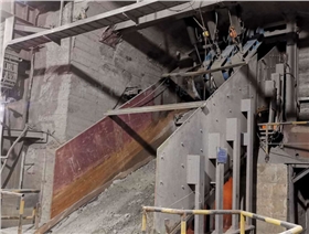 多臺板放礦機.png 多臺板放礦機.png