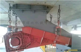 雙質體振動給料機.png 雙質體振動給料機.png