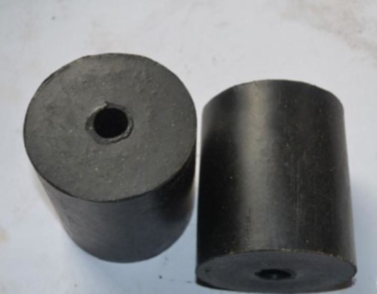 別小看了雙質體振動給料機上的彈簧！